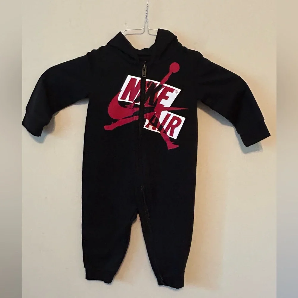 Jordan Baby Boys 12M Nike Air Jumpman Full Zip Hooded Jumpsuit Black Long Sleeve - Picture 1 of 6
